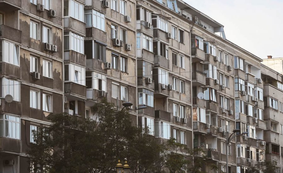 Czy można sprzedać mieszkanie w skupie w złym stanie technicznym